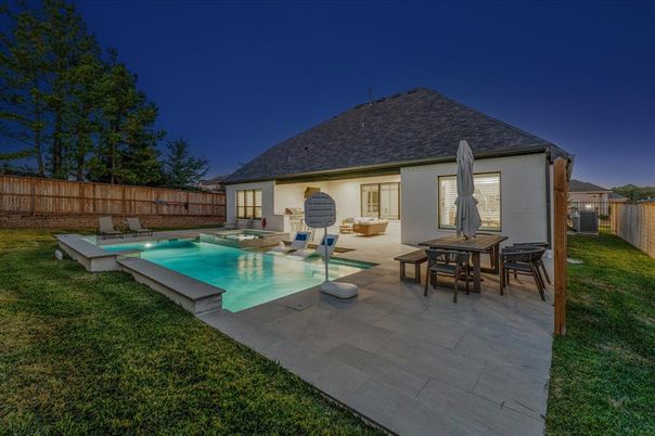 Backyard, Exterior, Pool