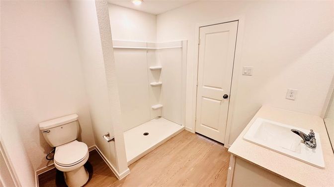 Bathroom, Interior, Recessed Lighting, Wood Texture Flooring