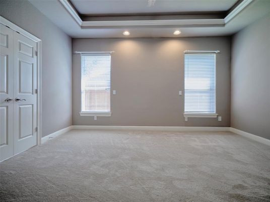 Empty room, Interior, Recessed Lighting