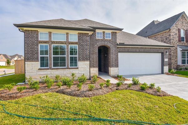 Attached, Exterior, Facade, Brick Facade, Brick Traditional