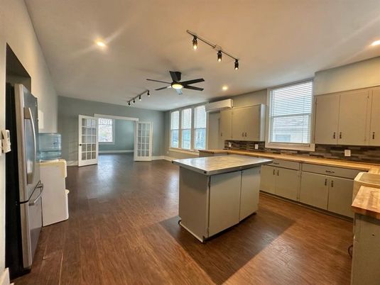 Interior, Kitchen, Recessed Lighting, Wood Texture Flooring