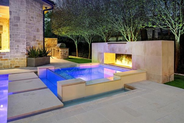 Exterior, Fireplace, Pool