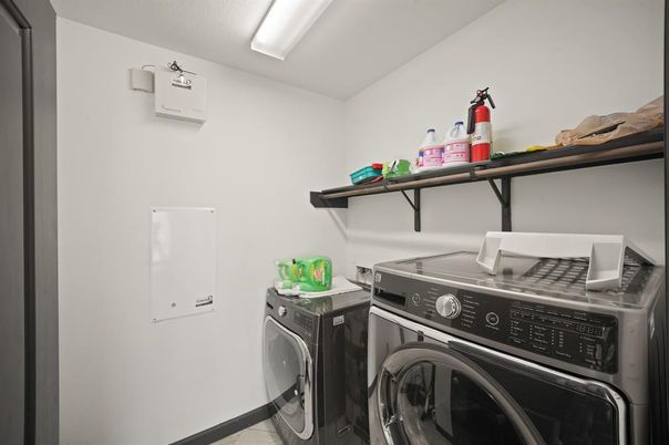 Interior, Washer