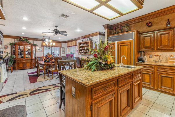 Chandelier, Dining room, Interior, Kitchen, Recessed Lighting