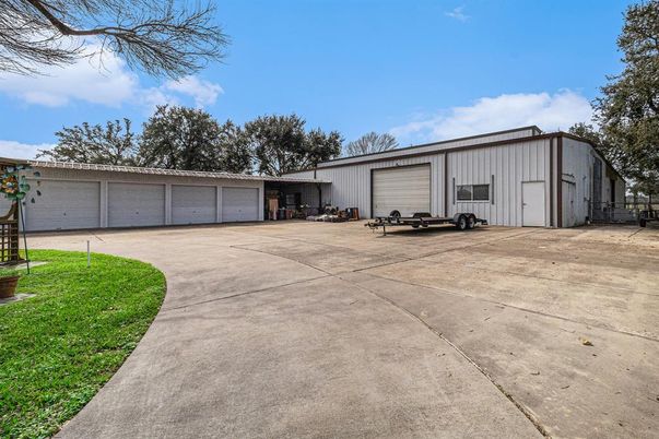 Backyard, Detached Garage, Exterior