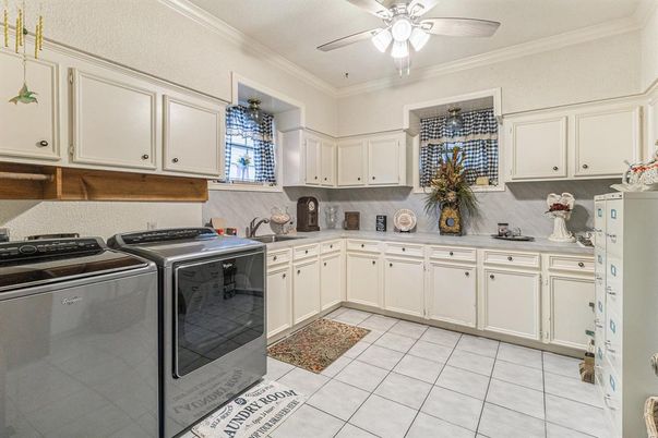 Interior, Kitchen, Washer