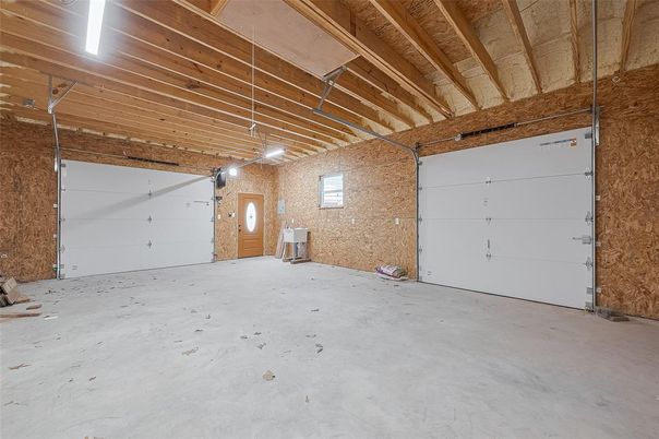 Garage, Interior, Wooden Beams, Wooden Ceilings