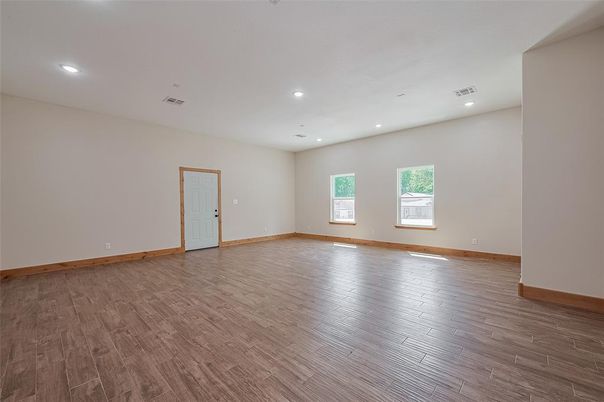 Empty room, Interior, Recessed Lighting, Wood Texture Flooring
