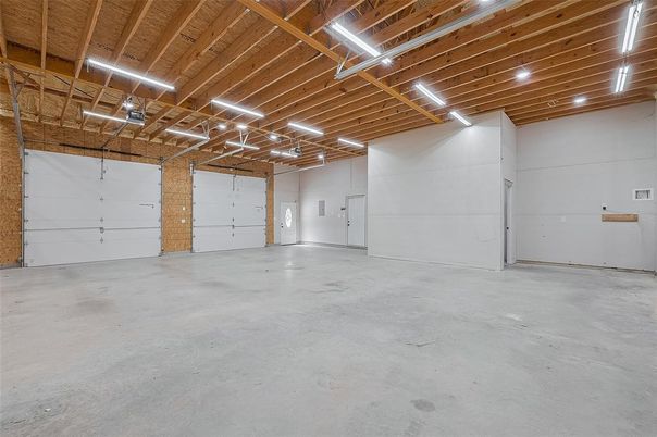 Garage, Interior, Wooden Beams, Wooden Ceilings