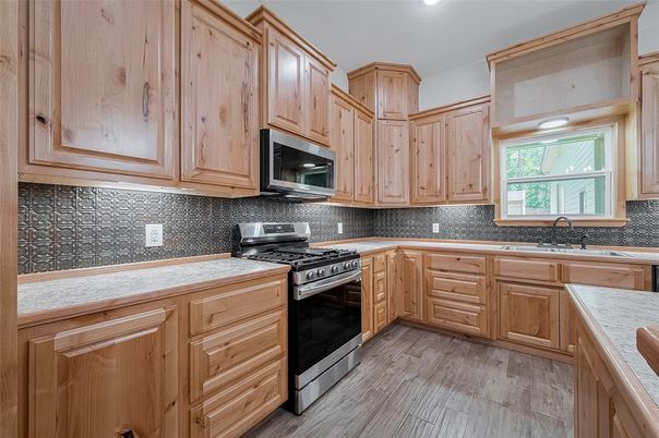 Interior, Kitchen, Recessed Lighting, Wood Texture Flooring