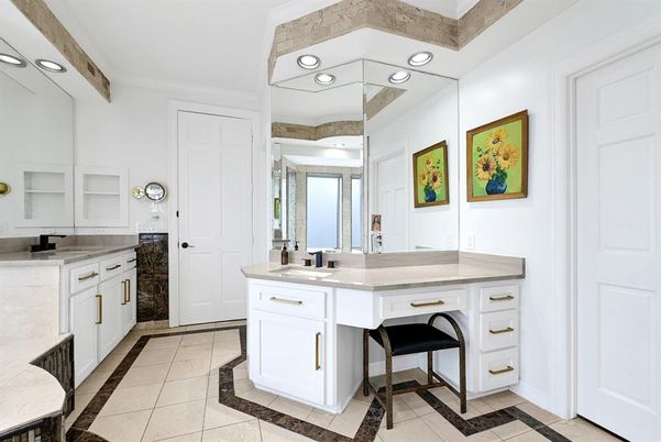 Bathroom, Interior, Recessed Lighting, Wooden Beams