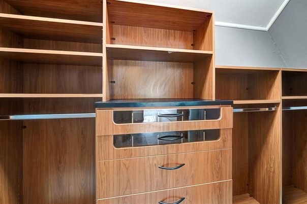 Interior, Walk-in Closets