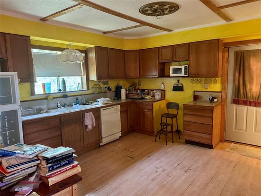 Interior, Kitchen, Wood Texture Flooring