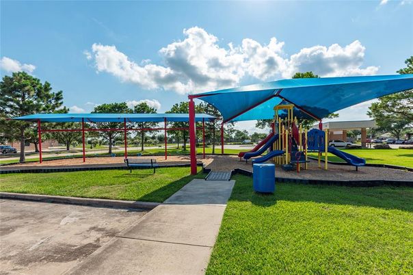 Backyard, Exterior, Playground