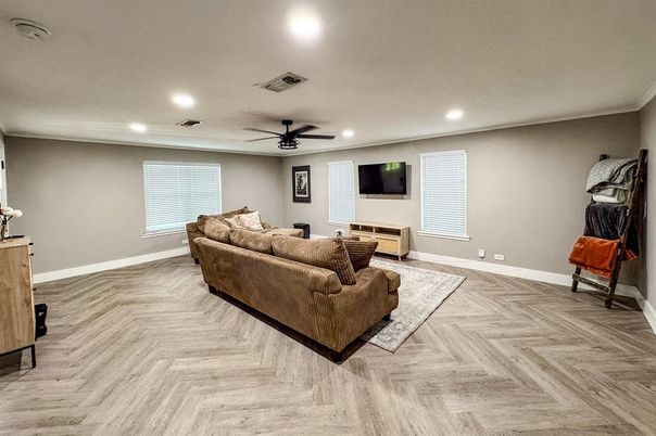 Interior, Living room, Recessed Lighting, Wood Texture Flooring