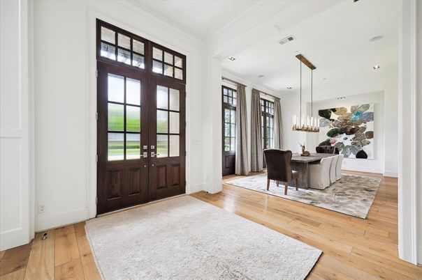 Chandelier, Dining room, Interior, Pendant Lights, Recessed Lighting, Wood Texture Flooring