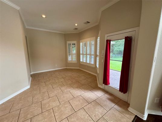 Empty room, Interior, Recessed Lighting