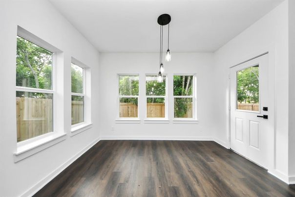 Empty room, Interior, Pendant Lights, Wood Texture Flooring