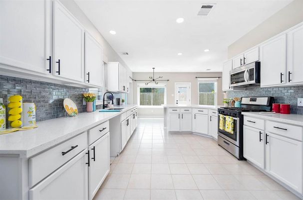 Interior, Kitchen, Pendant Lights, Recessed Lighting