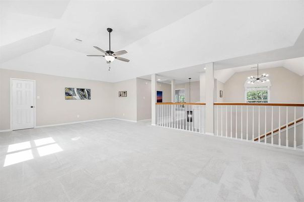 Empty room, Interior, Pendant Lights, Recessed Lighting