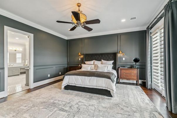 Bathroom, Bedroom, Interior, Recessed Lighting, Wood Texture Flooring