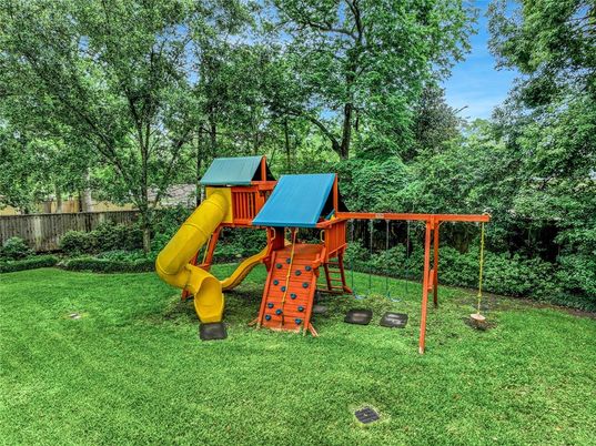 Backyard, Exterior, Playground
