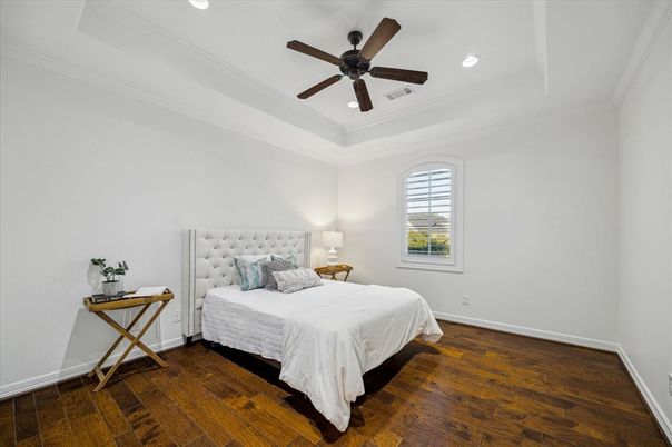 Bedroom, Interior, Recessed Lighting, Wood Texture Flooring