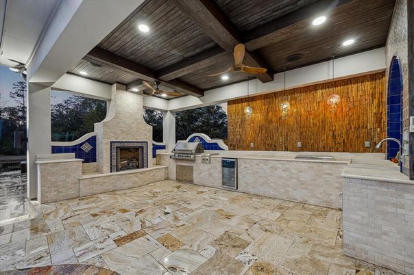 Exterior, Fireplace