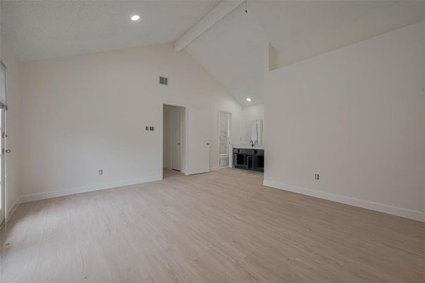 Empty room, Interior, Recessed Lighting, Wood Texture Flooring