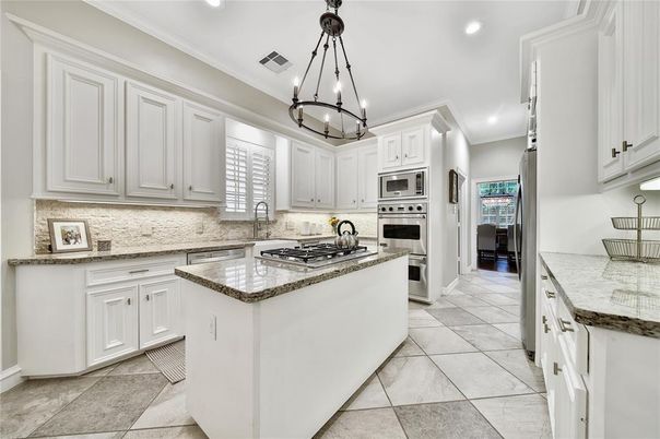 Interior, Kitchen, Pendant Lights, Recessed Lighting, Stainless Steel Appliances