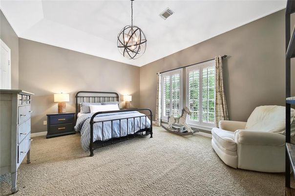 Bedroom, Chandelier, Interior, Pendant Lights