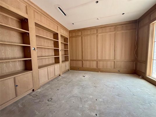 Empty room, Interior, Recessed Lighting, Wooden Walls