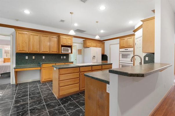 Interior, Kitchen, Pendant Lights, Recessed Lighting