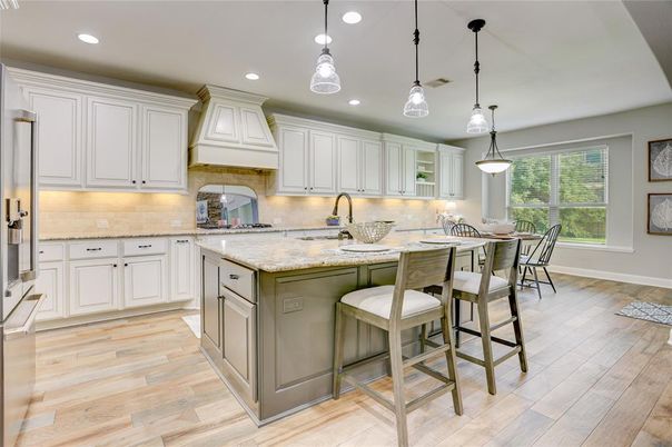 Dining room, Interior, Kitchen, Pendant Lights, Recessed Lighting, Wood Texture Flooring