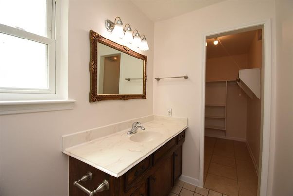 Bathroom, Interior, Walk-in Closets