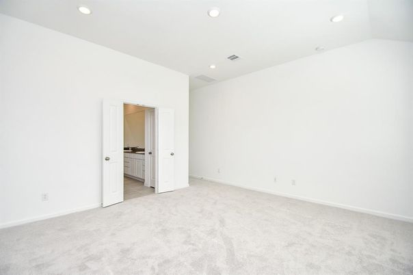 Empty room, Interior, Recessed Lighting