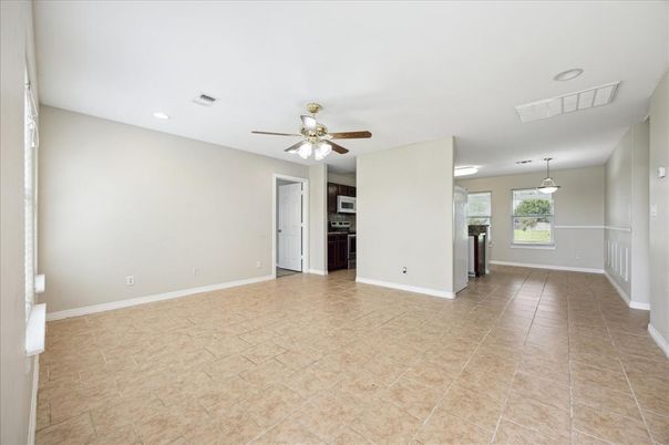 Empty room, Interior, Recessed Lighting