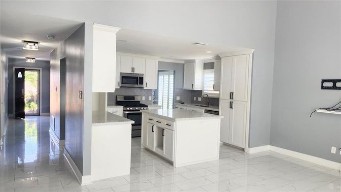 Interior, Kitchen, Marble, Recessed Lighting