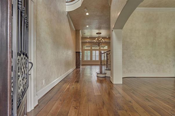 Chandelier, Interior, Recessed Lighting, Wood Texture Flooring