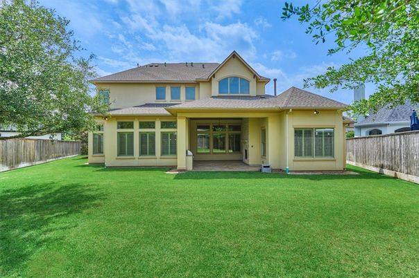 Backyard, Exterior, Facade, French Provincial