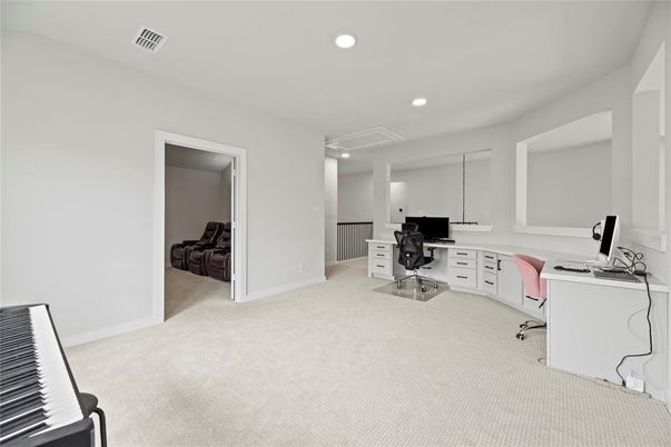 Home Office, Interior, Piano, Recessed Lighting
