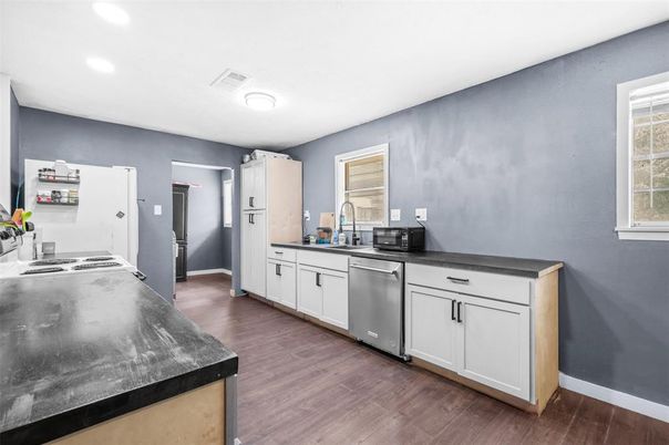Interior, Kitchen, Recessed Lighting, Wood Texture Flooring