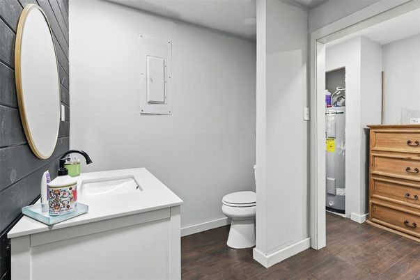 Bathroom, Interior, Wood Texture Flooring