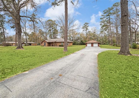 Backyard, Detached Garage, Exterior