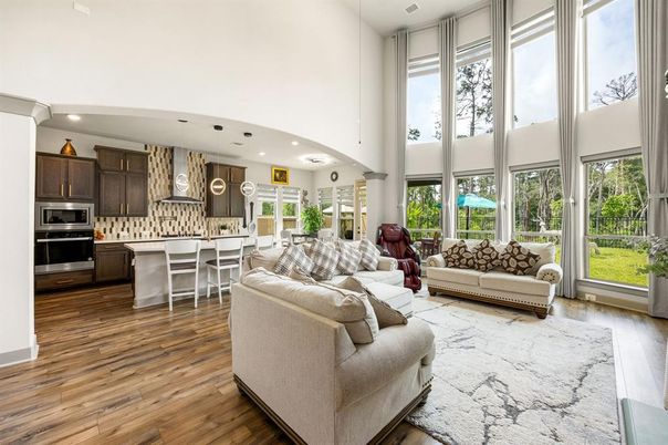 Dining room, Interior, Kitchen, Living room, Pendant Lights, Recessed Lighting, Stainless Steel Appliances, Wood Texture Flooring
