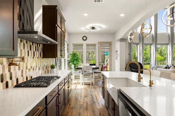 Dining room, Interior, Kitchen, Pendant Lights, Recessed Lighting, Wood Texture Flooring