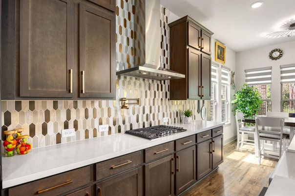 Dining room, Interior, Kitchen, Recessed Lighting, Wood Texture Flooring