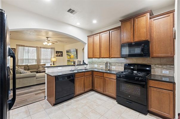 Interior, Kitchen, Living room, Recessed Lighting, Wood Texture Flooring