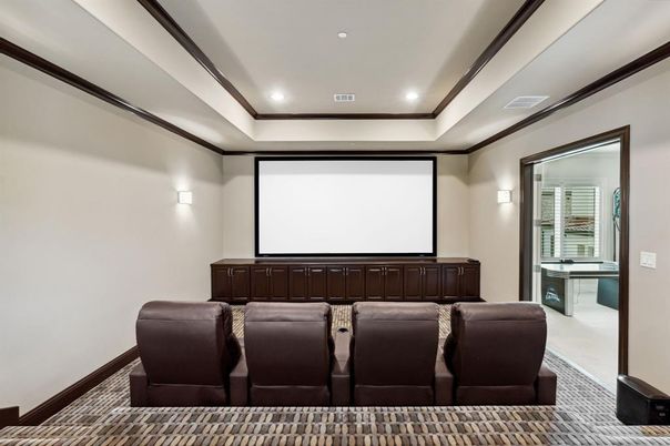Interior, Projection Screen, Recessed Lighting, Theatre Room
