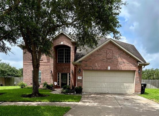 Attached, Exterior, Facade, Brick Facade, Brick Traditional